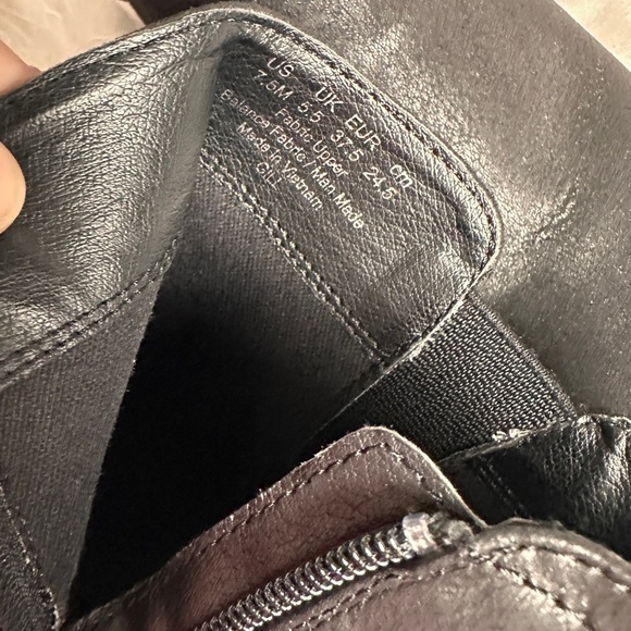 Carlos by Carlos Santana Black w/ Brown Chunky Block Heel Ankle Boots Gill - Picture 13 of 16